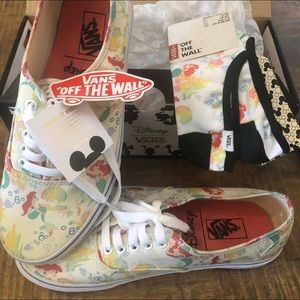 💐🌺🌞 BRAND NEW 🌸🌼🌷 DISNEY ARIEL VANS